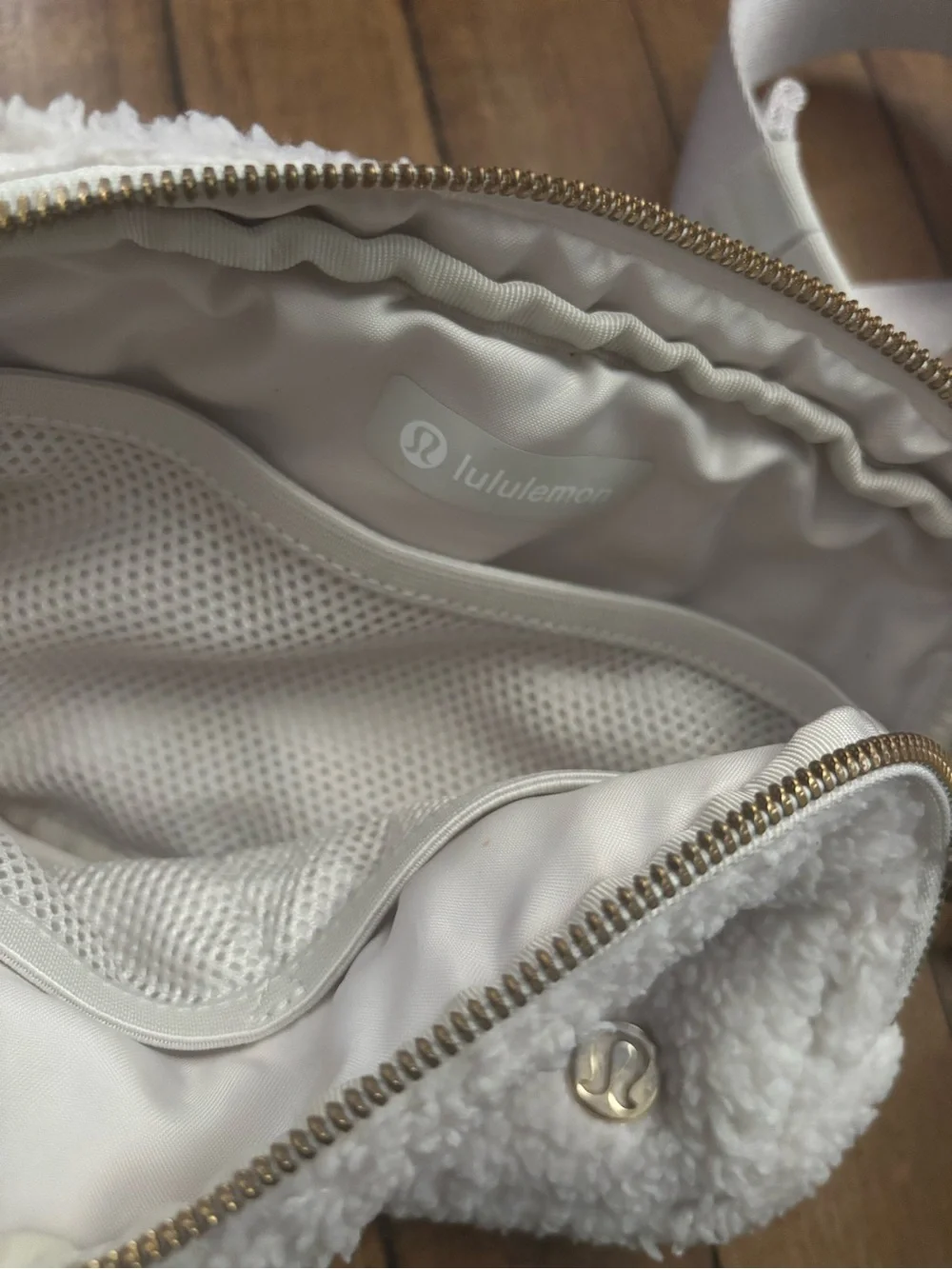 lululemon athletica soft sherpa